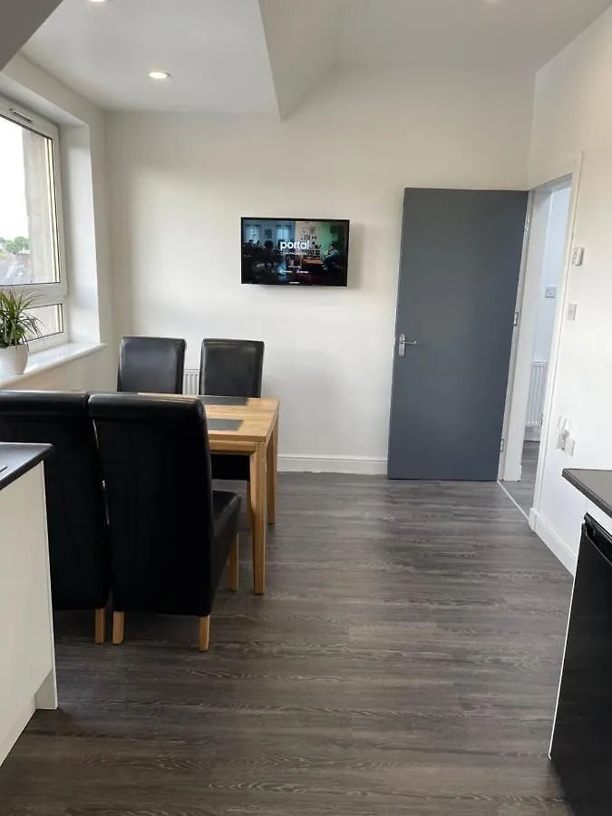 Premier 3 Bed Flat D Apartment Broxburn